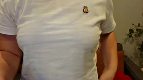 simonesighren online show from March 2026 01:56:01 AM