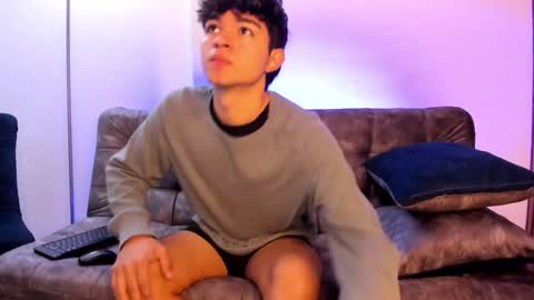  Simon  online show from December 2024 02:12:01 PM