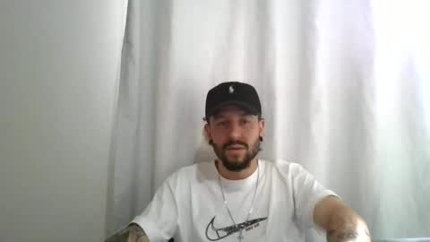 simonm777 online show from June 2026 05:57:01 PM