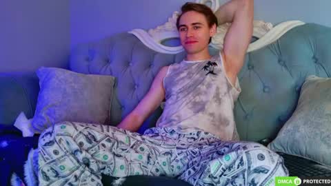 Snapshot of simonwarner chatting on June 2026 03:29:02 AM Simon online show from June 2026 03:29:02 AM