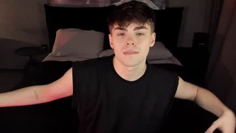 Snapshot of simonwnl chatting on December 2024 12:14:02 PM Simon online show from December 2024 12:14:02 PM