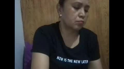Snapshot of simplecity45 chatting on December 2024 10:43:01 AM Carolyn online show from December 2024 10:43:01 AM