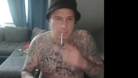 sinalco1975 online show from May 2026 04:42:01 AM