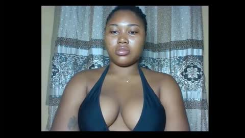 Snapshot of sinfultemptx chatting on February 2026 01:46:01 AM Zanele online show from February 2026 01:46:01 AM