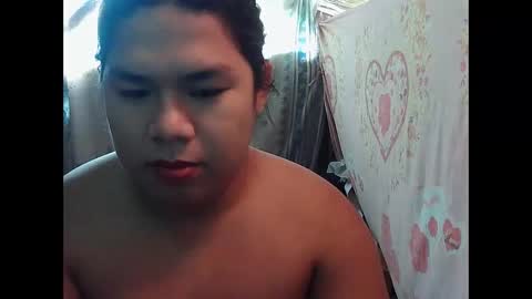 Snapshot of singleheart05 chatting on May 2026 01:14:01 AM singleheart05 online show from May 2026 01:14:01 AM