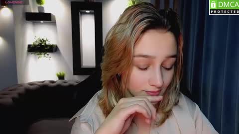 Sinty Noria online show from February 2025 08:39:01 AM