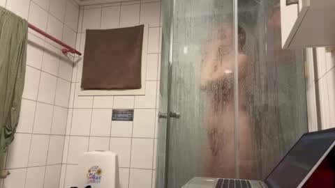 Sir Bacchus  Miss Essre online show from January 2026 05:15:02 PM