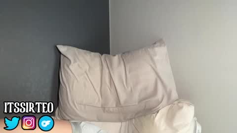 Snapshot of sir_teo chatting on February 2025 07:55:01 PM SIR TEO online show from February 2025 07:55:01 PM