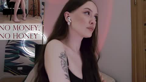 Goddess Sirena online show from May 2026 09:01:01 PM