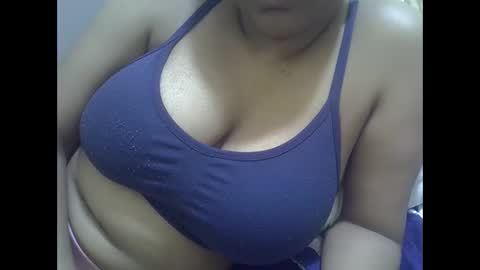 Snapshot of sisibrown97 chatting on October 2025 10:23:02 PM brown online show from October 2025 10:23:02 PM