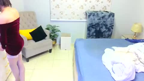 D i f a  Ana Arbeh shemale online show from February 2026 07:17:01 AM