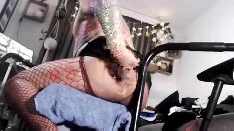 Snapshot of sissyboilooking chatting on February 2026 12:32:01 PM RESPONDS WELL TO ... online show from February 2026 12:32:01 PM