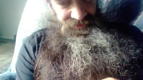 sitonmybeardxxx online show from May 2026 07:34:01 PM