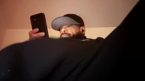 Sixxx online show from November 2025 04:01:02 AM