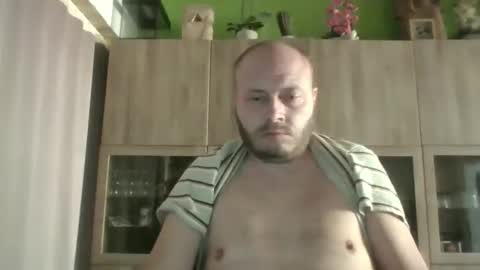 sixten113 online show from April 2026 03:32:01 PM