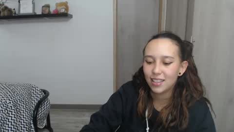 Snapshot of skarlet_adams chatting on December 2024 03:29:02 AM Alice online show from December 2024 03:29:02 AM
