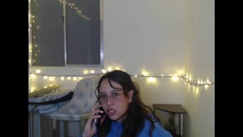 Snapshot of skarlet_adams chatting on February 2025 08:59:02 PM Alice online show from February 2025 08:59:02 PM