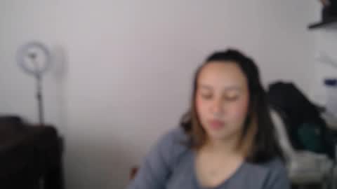 Snapshot of skarlet_adams chatting on March 2025 04:13:02 PM Alice online show from March 2025 04:13:02 PM