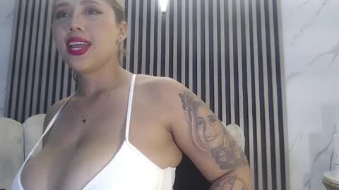 Skarleth villa online show from September 2025 12:48:02 AM