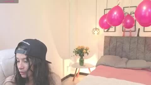 Snapshot of skarlette_brown chatting on February 2026 03:47:01 AM Skarlette online show from February 2026 03:47:01 AM