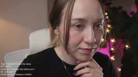 Im Scarlett  ONLINE  5pm-10pm NYC time  online show from December 2024 12:34:01 AM