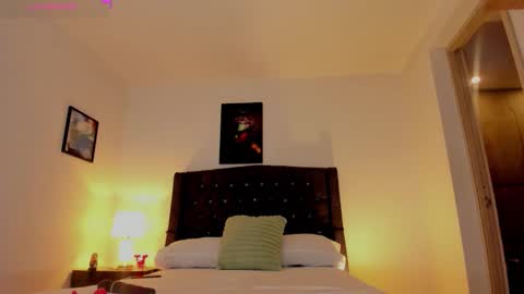 Skay online show from October 2025 05:22:02 PM