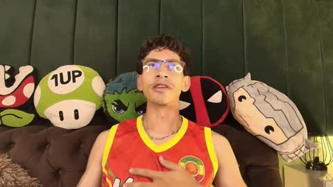 skinny jean  online show from February 2026 08:17:02 PM