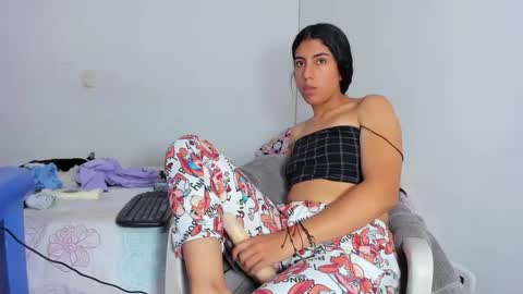 Snapshot of skinnyanai chatting on January 2025 06:51:01 PM anai online show from January 2025 06:51:01 PM