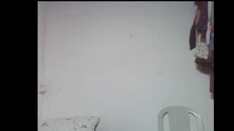 Linda independent model online show from December 2025 10:05:02 PM