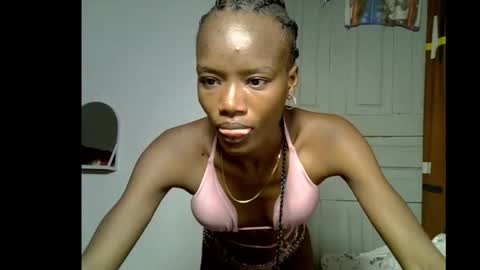 Linda independent model online show from January 2026 10:25:02 PM