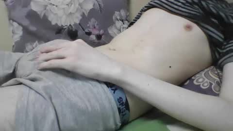 skinnycuteb0y online show from February 2025 03:22:01 AM