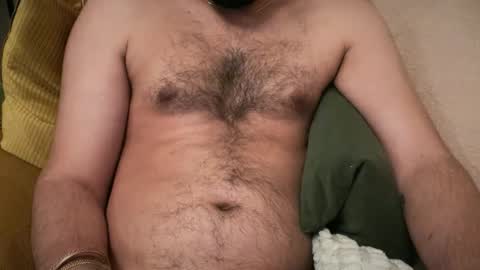 Snapshot of skinnyguyfun chatting on April 2026 12:37:02 AM skinnyguyfun online show from April 2026 12:37:02 AM