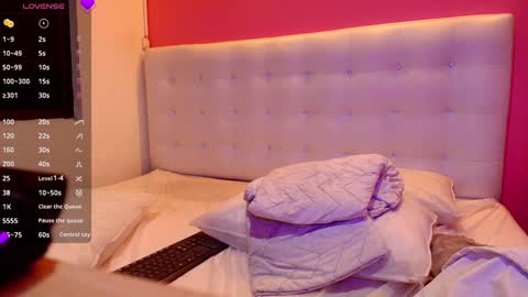 Karla  online show from February 2025 09:17:02 AM