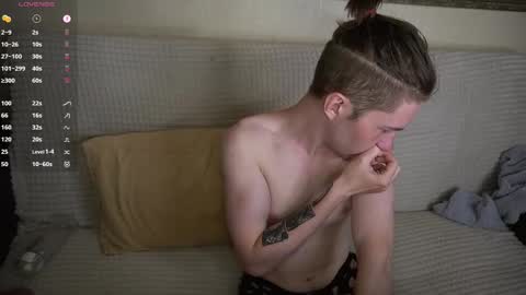 Snapshot of skip_london chatting on October 2025 05:46:02 PM Andrew online show from October 2025 05:46:02 PM