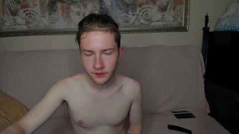 Snapshot of skip_london chatting on October 2025 11:17:01 PM Andrew online show from October 2025 11:17:01 PM