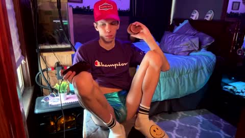 Snapshot of skittles933 chatting on January 2025 03:46:02 PM Skittles online show from January 2025 03:46:02 PM