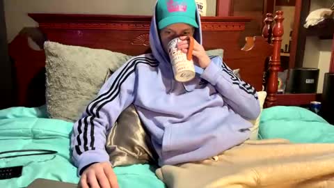 Snapshot of skittles933 chatting on March 2025 11:20:01 AM Skittles online show from March 2025 11:20:01 AM