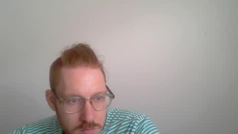 Snapshot of sklave_s chatting on June 2026 08:48:01 AM sklave_s online show from June 2026 08:48:01 AM