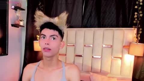 Snapshot of sky_jules chatting on October 2025 12:13:02 PM Daniel online show from October 2025 12:13:02 PM