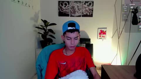 Snapshot of sky_jules chatting on November 2025 03:31:01 AM Daniel online show from November 2025 03:31:01 AM