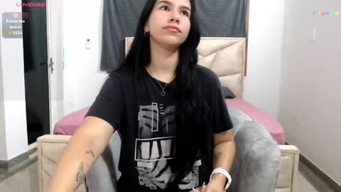 Snapshot of sky_lover_ chatting on February 2026 08:33:01 AM Sky online show from February 2026 08:33:01 AM