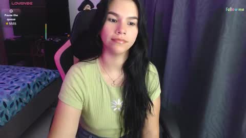 Snapshot of sky_lover_ chatting on February 2026 09:06:02 AM Sky online show from February 2026 09:06:02 AM