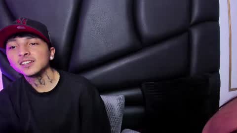 Snapshot of sky_n_zayn chatting on July 2026 12:55:01 PM sky_n_zayn online show from July 2026 12:55:01 PM