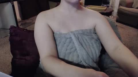 SKYLE   online show from December 2025 03:58:02 AM