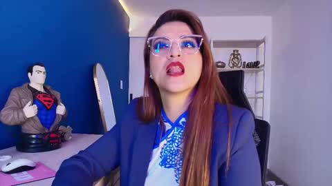 Snapshot of skylar__desire chatting on November 2025 01:54:02 PM skylar__desire online show from November 2025 01:54:02 PM