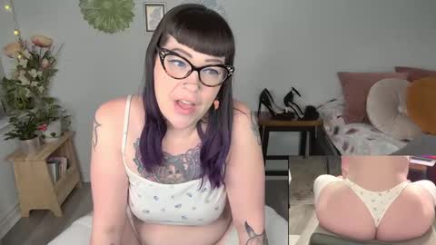 skylar bird online show from February 2025 01:19:02 AM