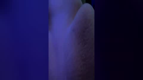 Snapshot of skyler_lo chatting on June 2026 08:45:02 AM Skyler Lo online show from June 2026 08:45:02 AM