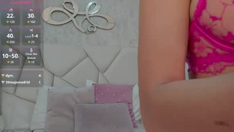 Skyler online show from November 2025 09:26:02 PM