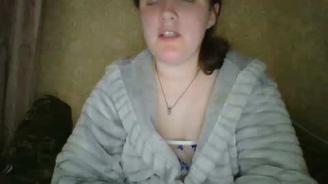 skyressie333 online show from October 2025 06:52:02 PM