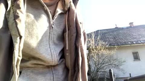 slabyhrac online show from February 2025 01:38:02 PM